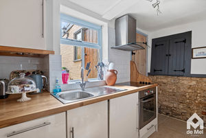 Photo 7- click for photo gallery